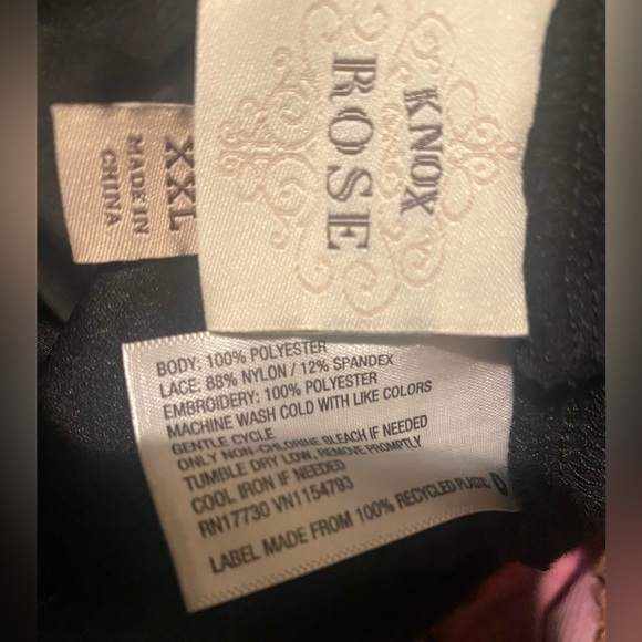 Knox Rose Capris - Picture 3 of 3